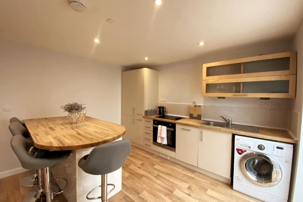 Vila 3Bed House With Parking Short Walk To Bath Centre Exteriér fotografie